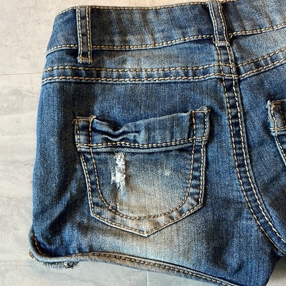 Mossimo   Shorts  Denim shorts  low rise blue/unique gold bling sides Size 1 - Picture 9 of 10